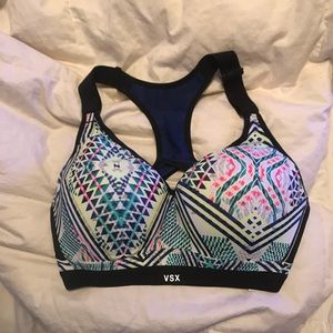 Victoria’s Secret underwire adjustable sports bra